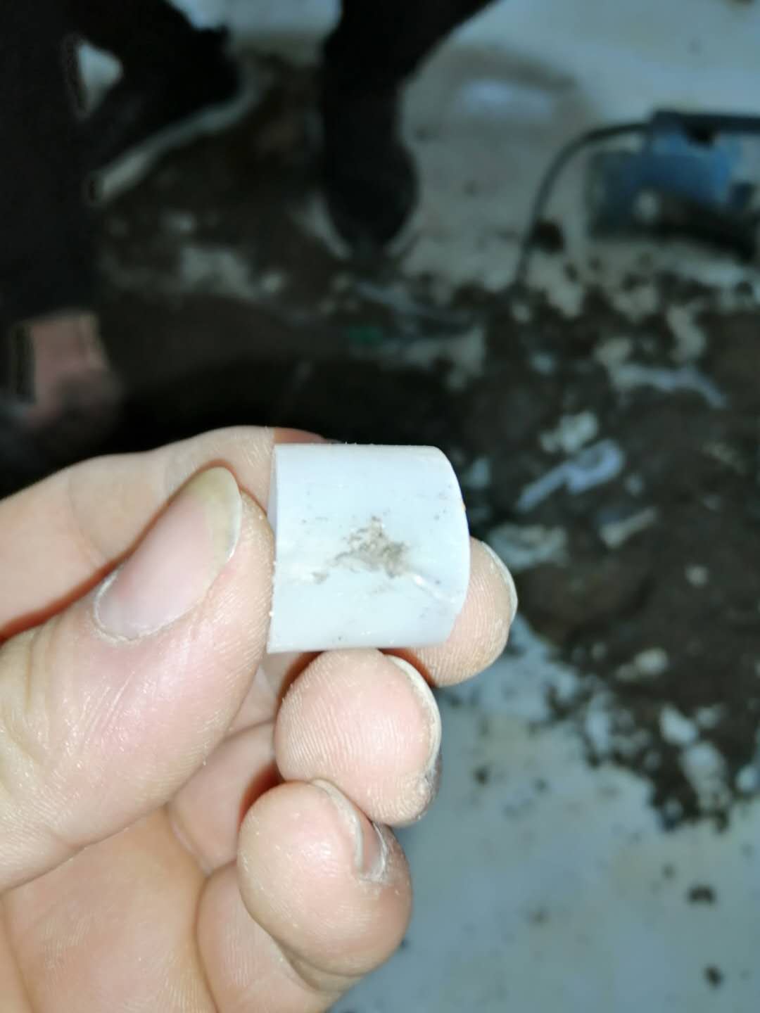 都匀家里地暖漏水了怎么办？